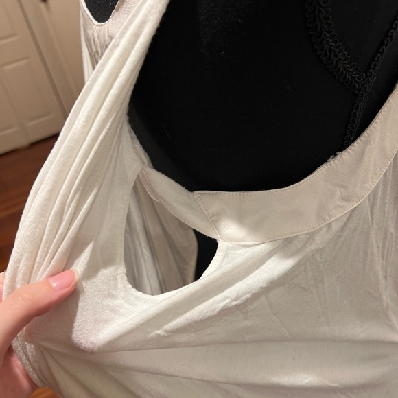 🧡CECICO ATHLETIC TOP🧡 - Picture 3 of 5